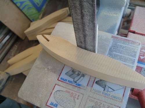 IMG_0005.JPG (90.77 КБ) 3435 просмотров Выемку удобно делать на ленточной части того же станка