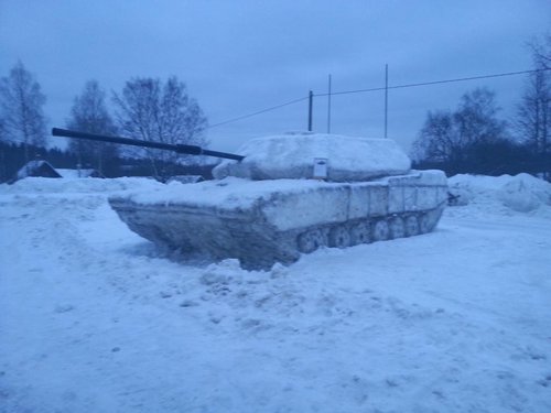 20130217_171333.jpg (59.96 КБ) 3963 просмотра в Миссо уже который год подряд создают такие штуки в полный рост...
