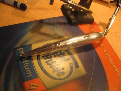 IMG_0005.JPG (88.56 КБ) 880 просмотров Вид снизу. немного мешают петли