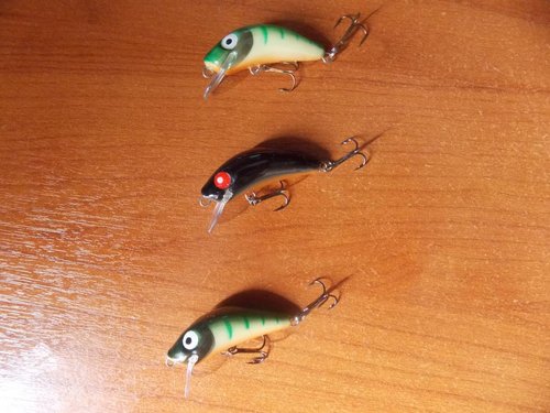 DSCN4782.JPG (124.47 КБ) 1861 просмотр вес чёрного и "чернощёкого" - 5 гр. ( оба медленно тонущие )