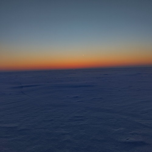 Последний взгляд на заходящее солнце